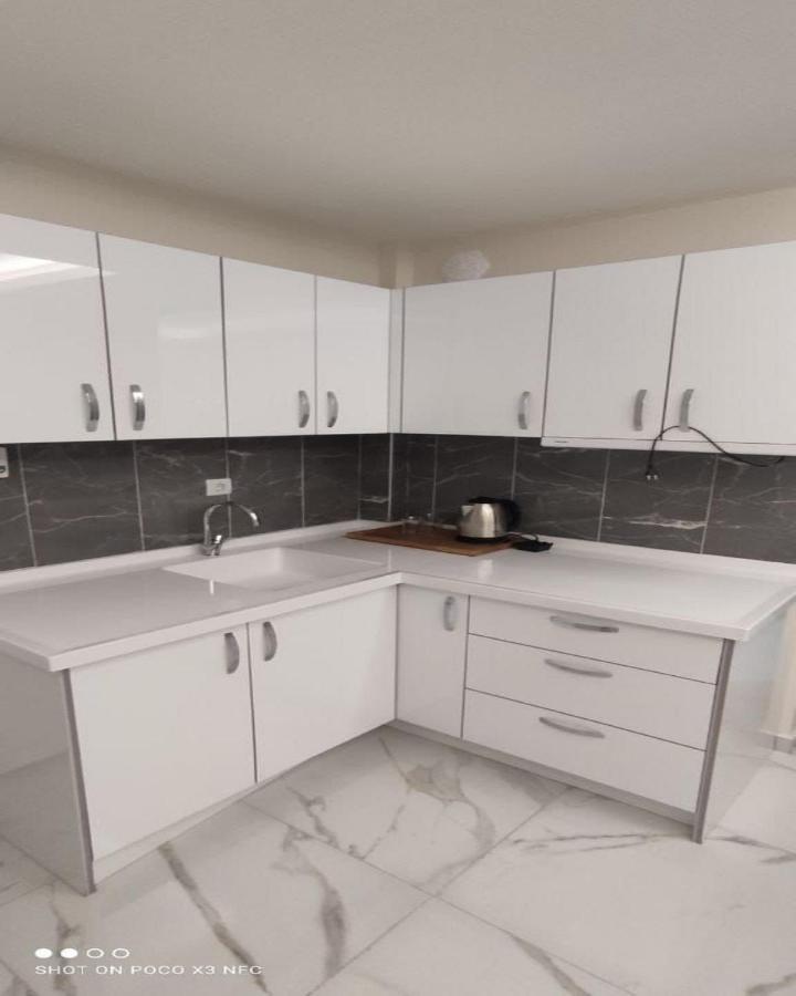 Tower352 Aparthotel Кайсери Екстериор снимка